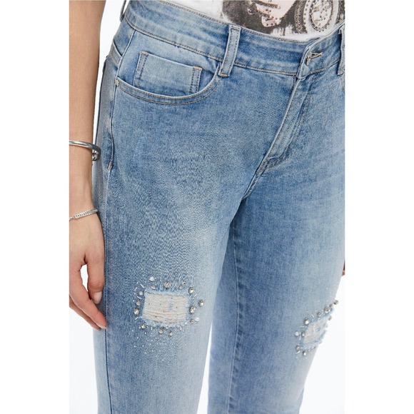 Women's Rhinestone Capri Jeans Size 8 ORLY Stretchy Denim Dressy Embellished NWT - Picture 2 of 3